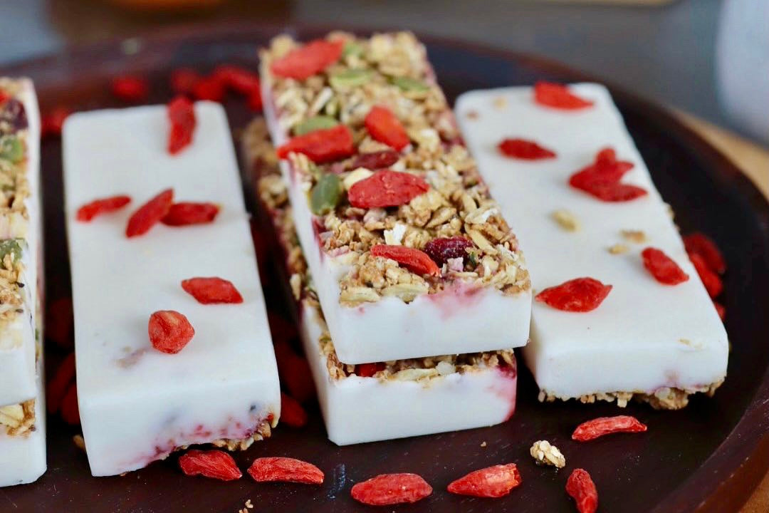 Dairy-Free Berry Yogurt Granola Bars